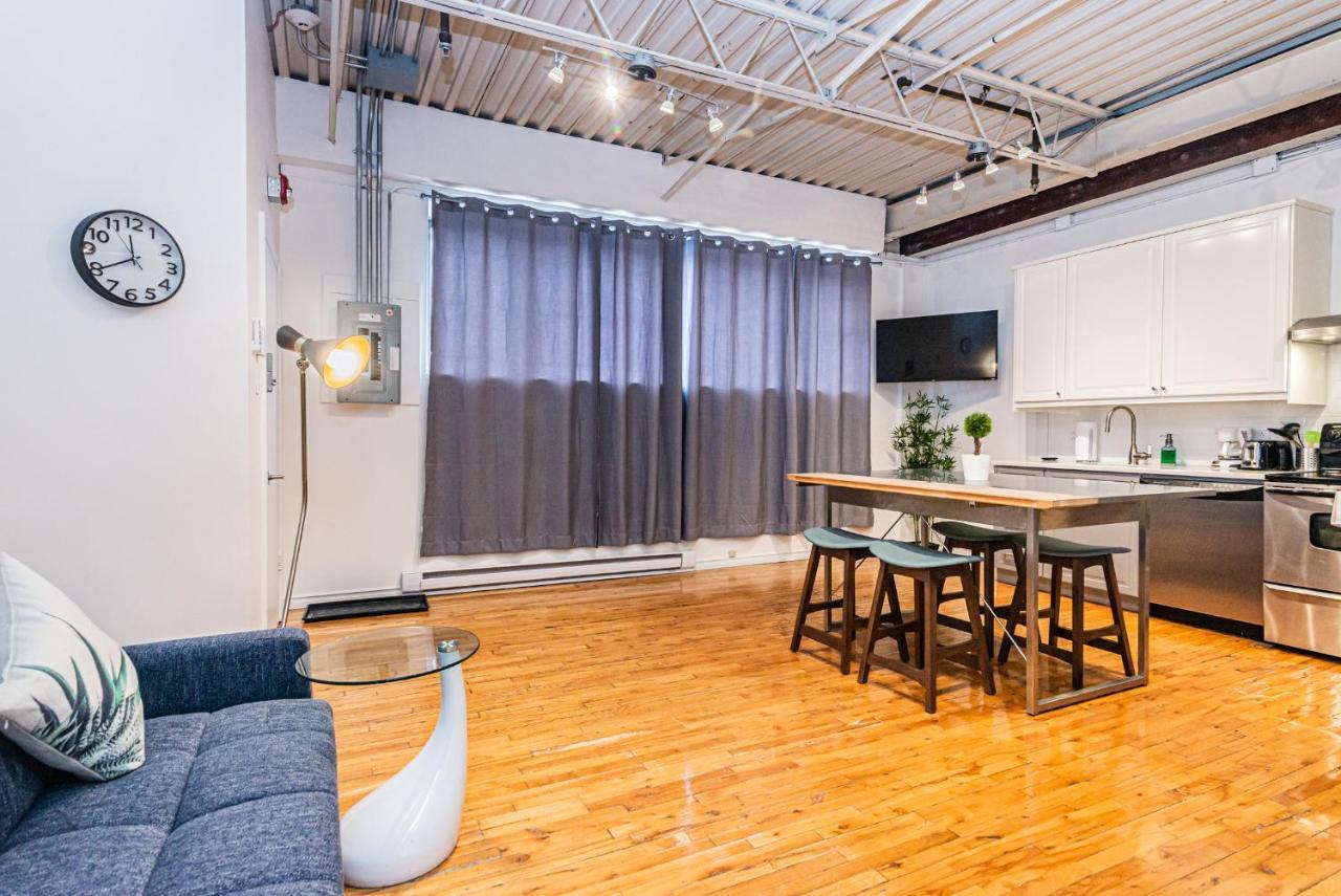 Artistic & Tech Mile End Suites *