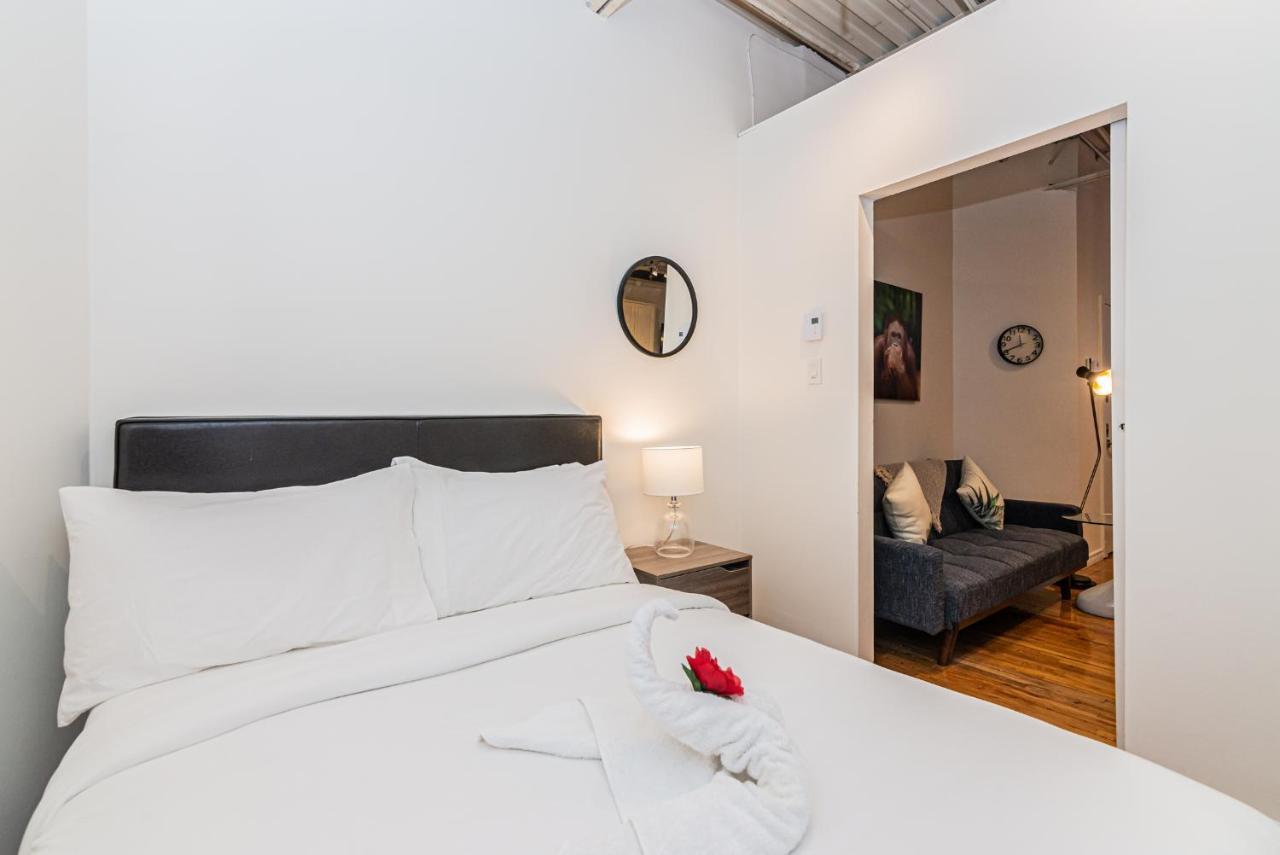 Artistic & Tech Mile End Suites *