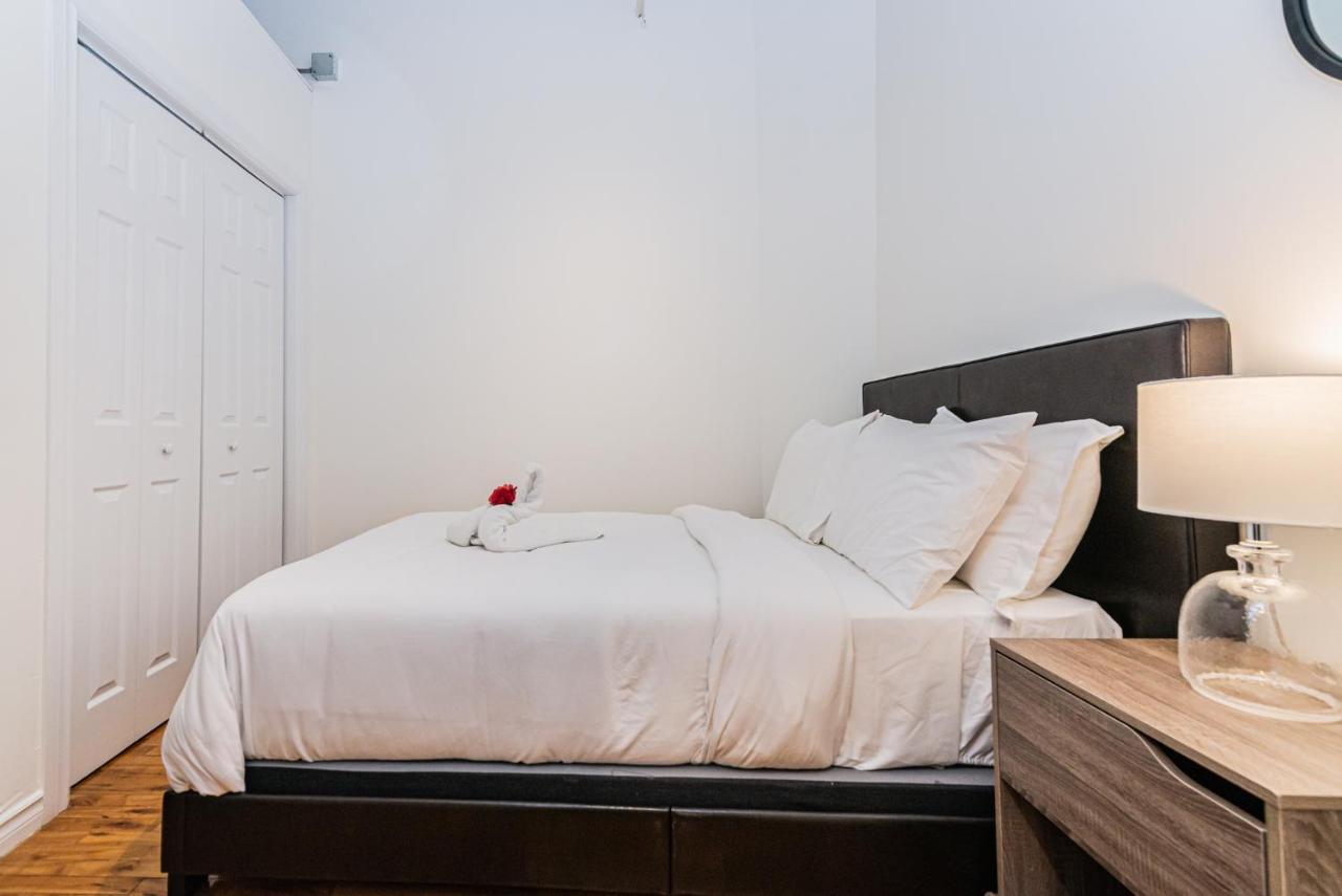 Artistic & Tech Mile End Suites *